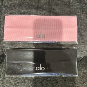 ALO Yoga Pink and Black Headband Set 2pk